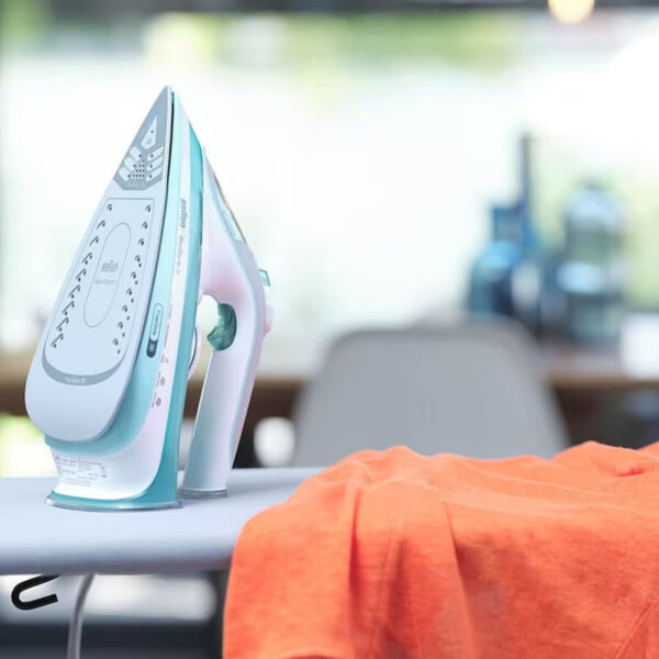Braun TexStyle 5 Steam Iron - Eloxal Sole Plate Anti-Drip System 300ML Water Tank Capacity TS510