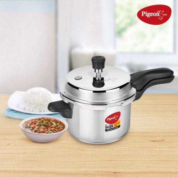 Pigeon Pressure Cooker 3L Deluxe Aluminium Outer Lid Gas Stove Compatible Ergonomically Designed Handle PP3