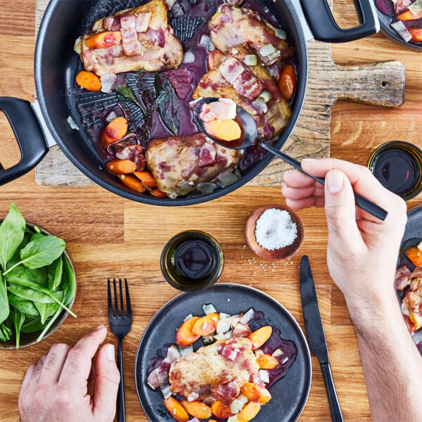 Tefal Unlimited Stewpot 24 CM All Hobs Titanium Non Stick Anti Scratch Safe Non Stick G6 Unlimited Round Saucepan Pan Cast Aluminum G2554602