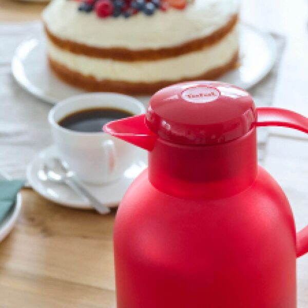 Tefal Samba Jug 1 Liter Aubergine Isothermal Jug Translucent Vacuum Flask Plastic-Polypropylenex (PP) Glass Liner K3035312