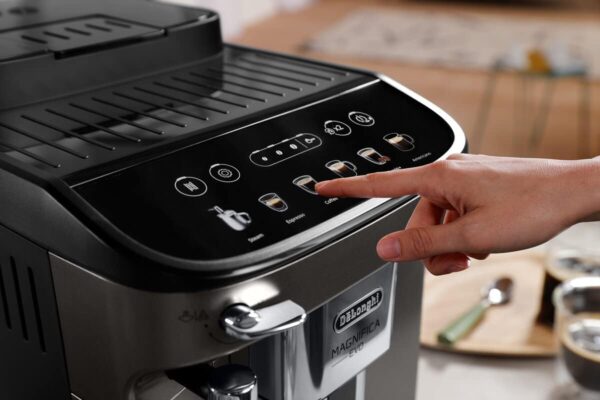 De'Longhi Magnifica EVO Bean to Cup Fully Automatic Coffee Machine Traditional Milk Frother Built In Grinder 100% Arabica Whole Coffee Beans ECAM290.42.TB Titanium & Black