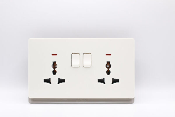 Tronic Universal Twin Socket