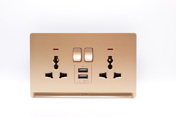 Tronic Universal Twin Socket with USB