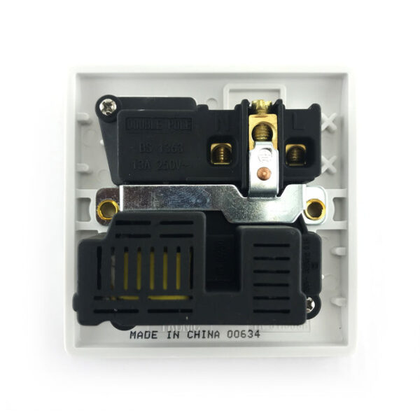 Tronic Single Socket With USB 13Amps