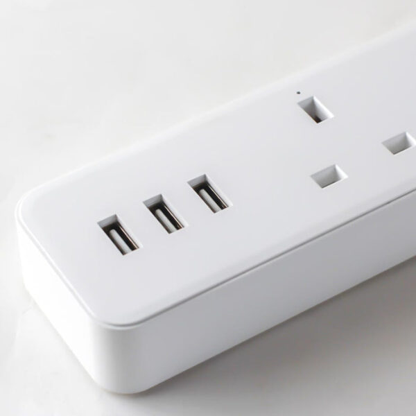 Tronic Smart Extension with 3 USB 13Amps