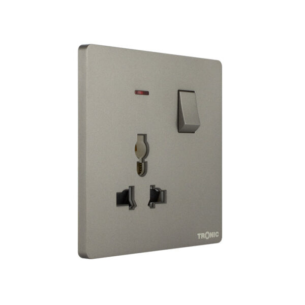 Tronic Universal Single Switch Socket