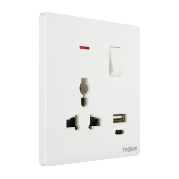 Tronic Universal Single Switch Socket with USB + Type C