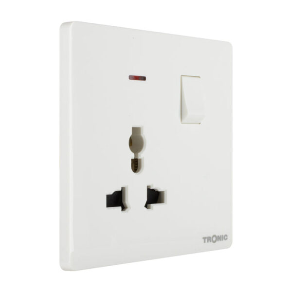 Tronic Universal Single Switch Socket
