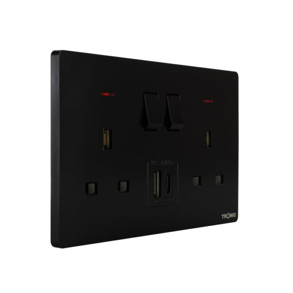 Tronic Twin Switch Socket with USB + Type C