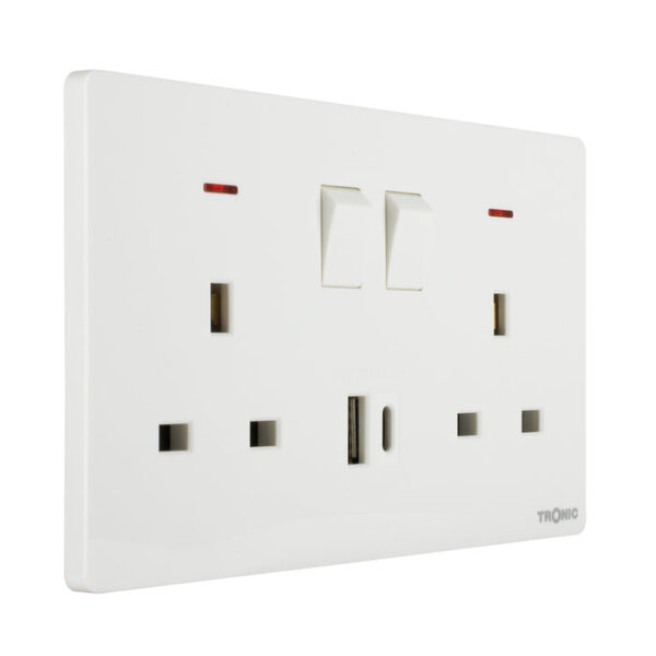 Tronic Twin Switch Socket with USB + Type C