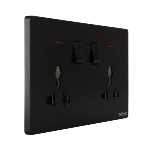 Tronic Universal Switch Socket Twin