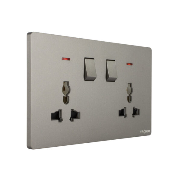 Tronic Universal Switch Socket Twin