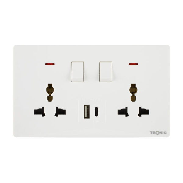 Tronic Universal Switch Socket Twin with USB + Type C