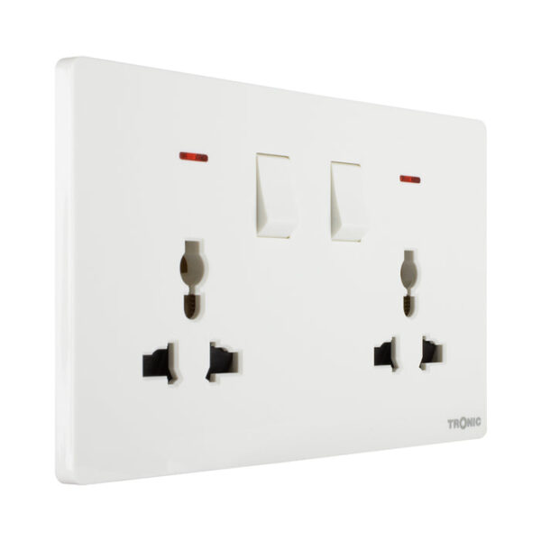 Tronic Universal Switch Socket Twin