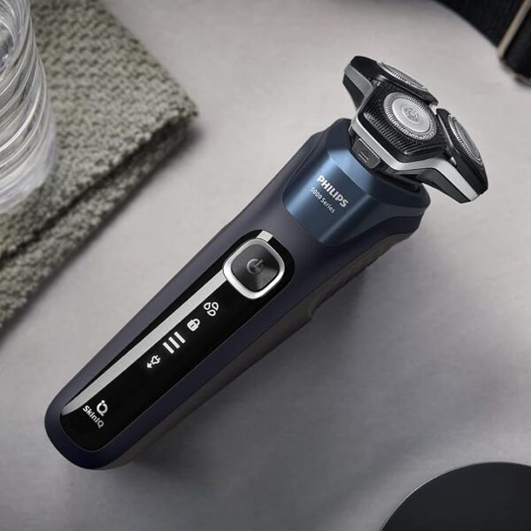 Philips Rechargable Touch Shaver Wet & Dry, SkinIQ Technology, Close-Cut and 360° Flex Shaving Heads, Li-ion Battery, 60min Run Time on 1hr Charge S5885