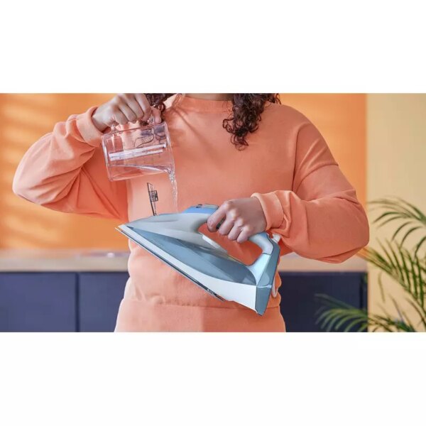 Philips Steam Iron 2600W 300ml, 220g Steam Boost, Quick Calc Release and SteamGlide Plus Soleplate, 7000 Series Blue DST7011