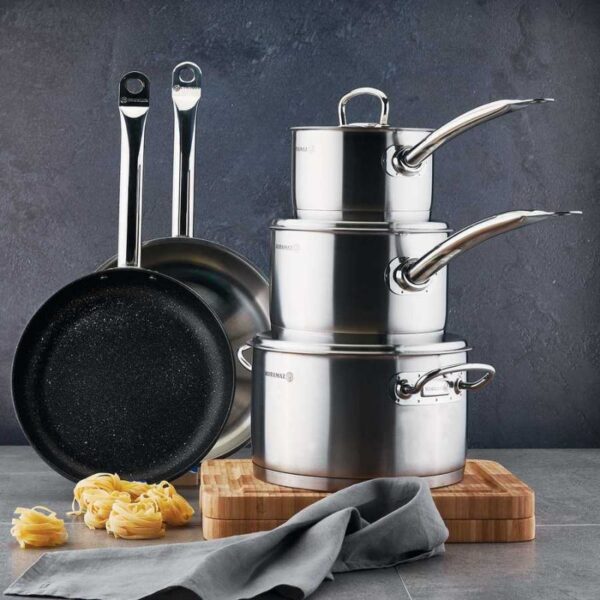 Korkmaz Proline Saucepan with Lid 20x12cm / 3.8L A1159