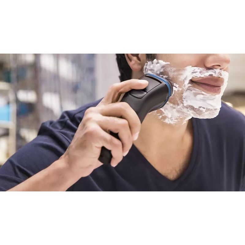 Philips Rechargeable Aqua Touch Shaver Wet Or Dry S3232 2 Philips Rechargeable Aqua Touch Shaver Wet Or Dry S3232